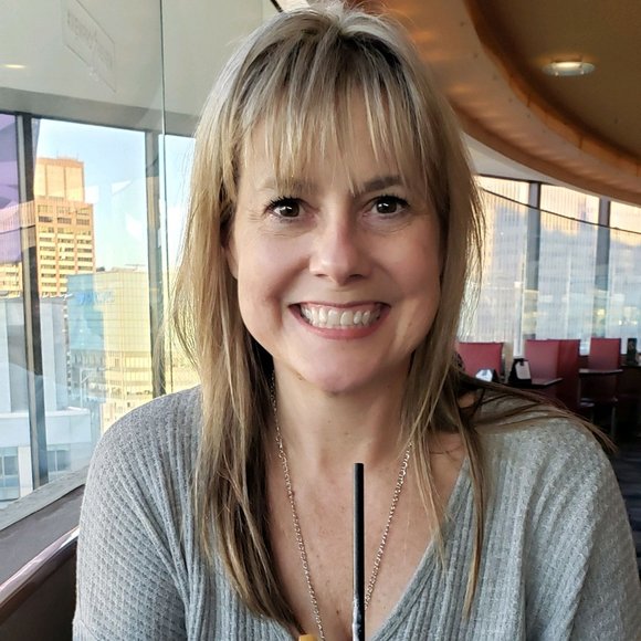 Meet your Posher, Melinda - Picture 4 of 5